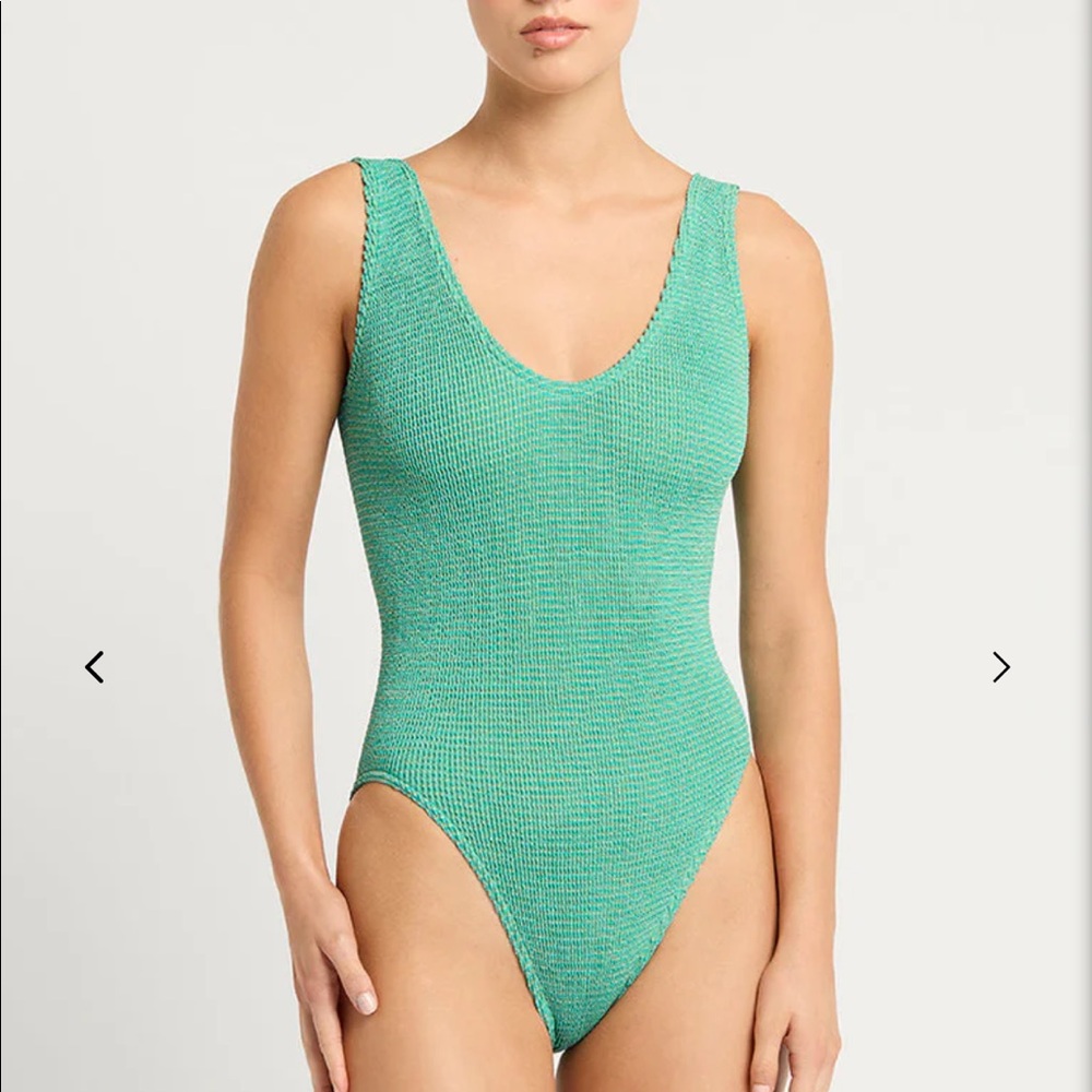 Bond-Eye Australia One Piece